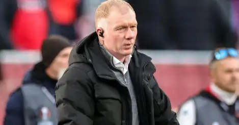 Scholes slams Ten Hag for ‘complete disaster’ from Man Utd that ‘Sir Alex wouldn’t allow’
