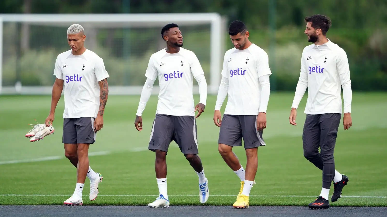 Spurs duo threatened to leave if Conte stayed after giving ‘ultimatum’ amid ‘very bad treatment’