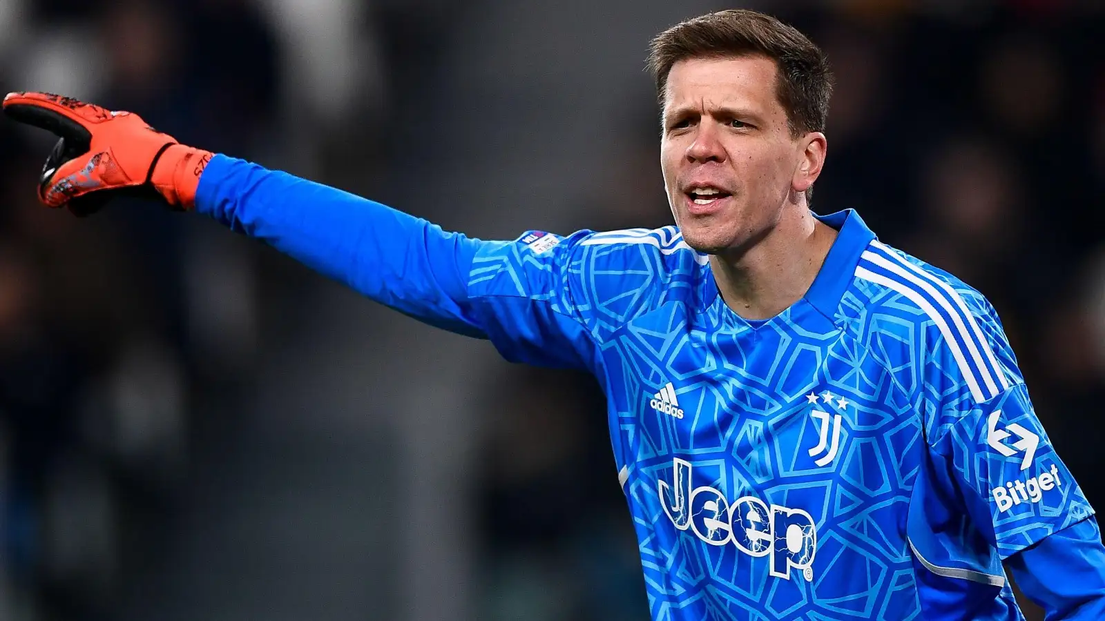 Former Arsenal and Juventus star set come out of retirement to join Barcelona 1 Poland goalkeeper Wojciech Szczesny in solution for Juventus.