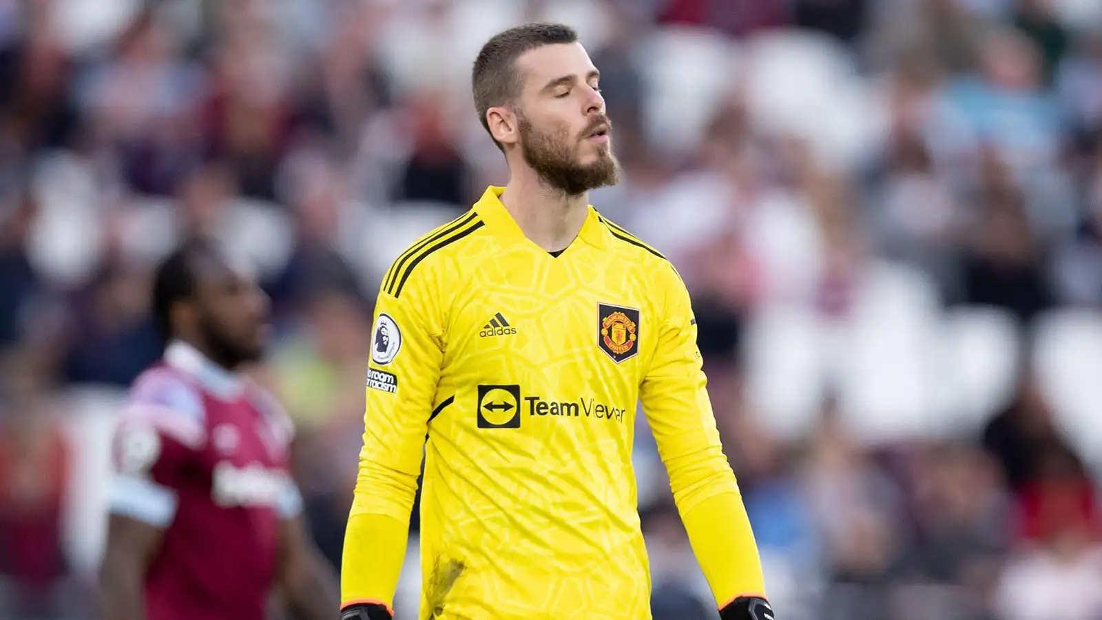 David de Gea of Manchester United gestures during the Premier League match between West Ham United and Manchester United at the London Stadium, Stratford on Sunday 7th May 2023