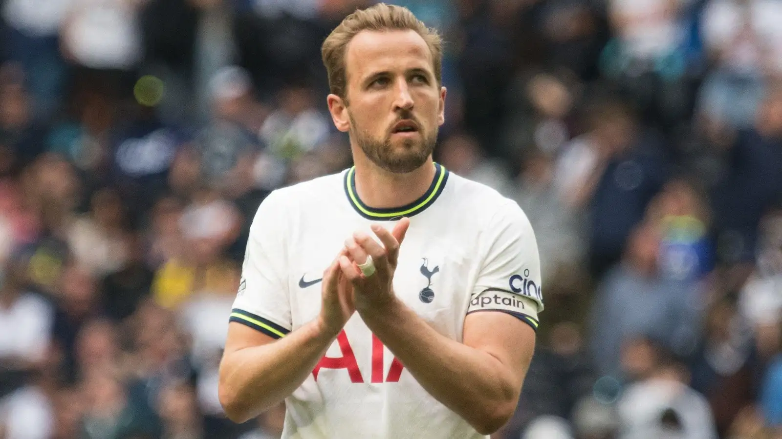 What is Harry Kane's net worth and how much does the Tottenham & England  striker earn?