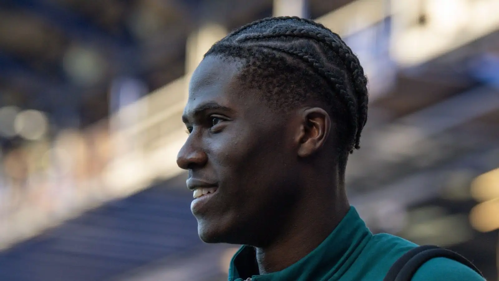 amaDOU ONANA of everton