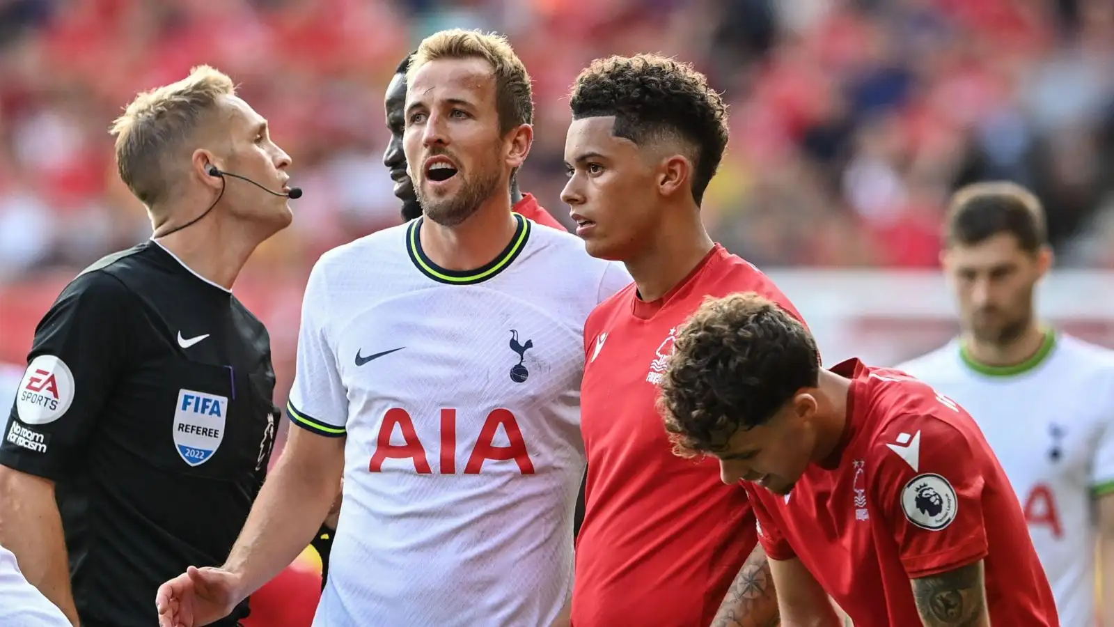 Tottenham to destroy Man Utd transfer as Postecoglou outcast