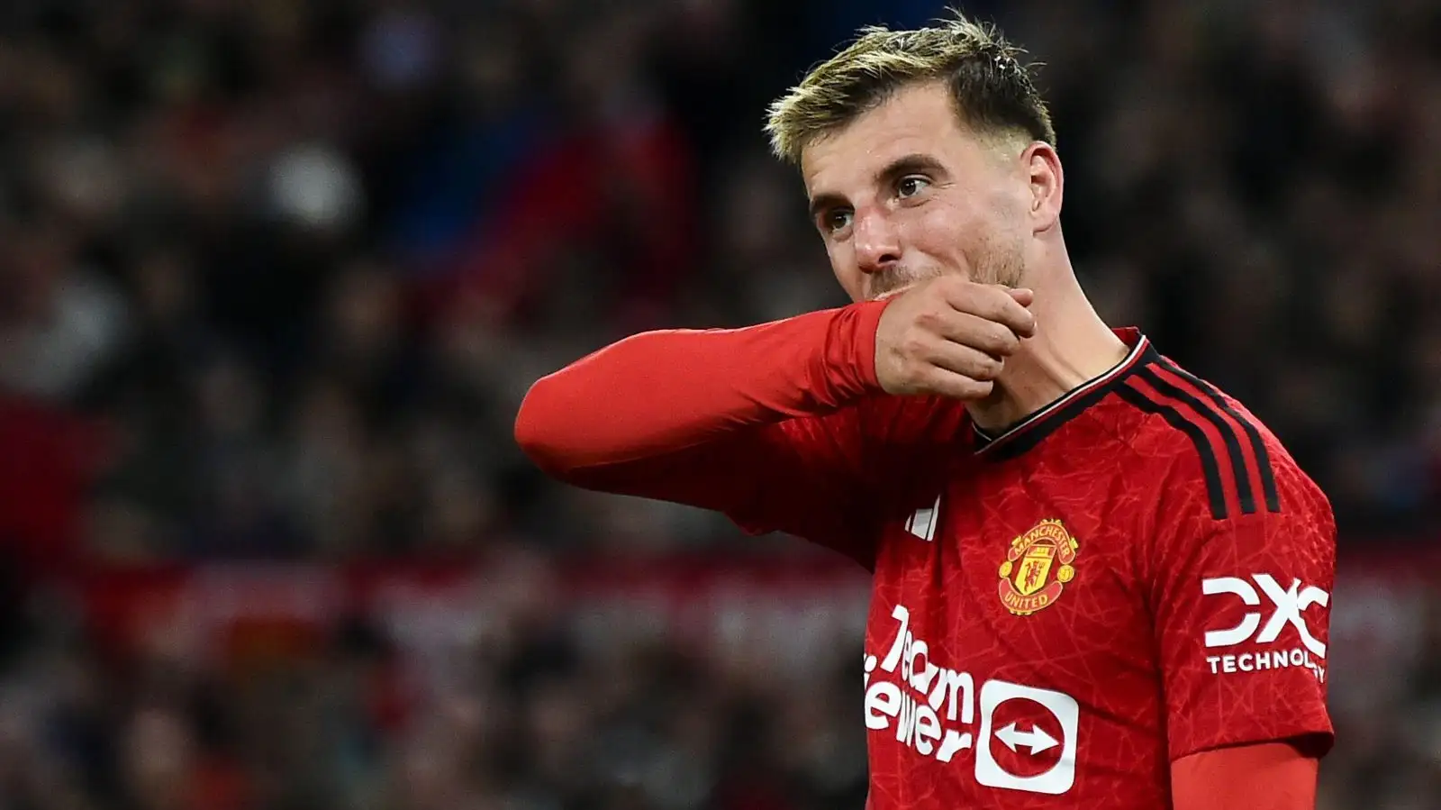 Man Utd star 'questioning decision' to make £60m summer move to Old Trafford 1 Manchester United midfielder Mason Mount