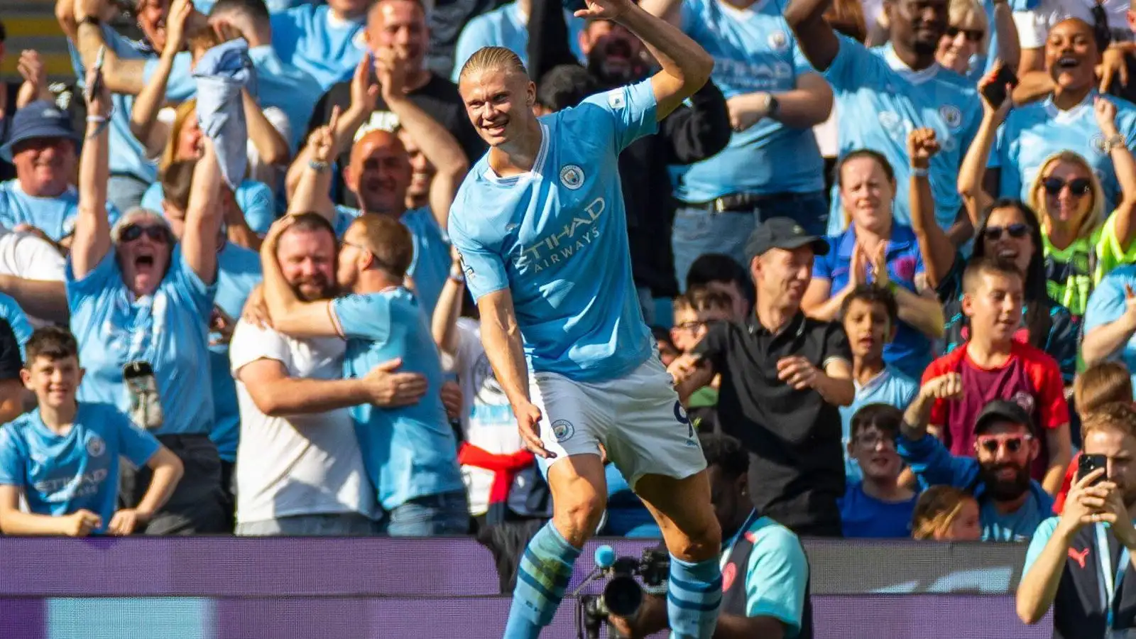Transfer gossip: Haaland to be offered ‘massive’ £600k deal; £40m Man Utd outcast ‘set to leave’