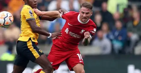 ‘Baffled’ Liverpool slammed by pundit as Klopp is questioned for playing £35m star in wrong position