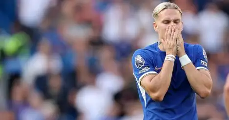 Neville blasts Chelsea for ‘ruining players’ like Man Utd as Carragher explains problem for Mudryk