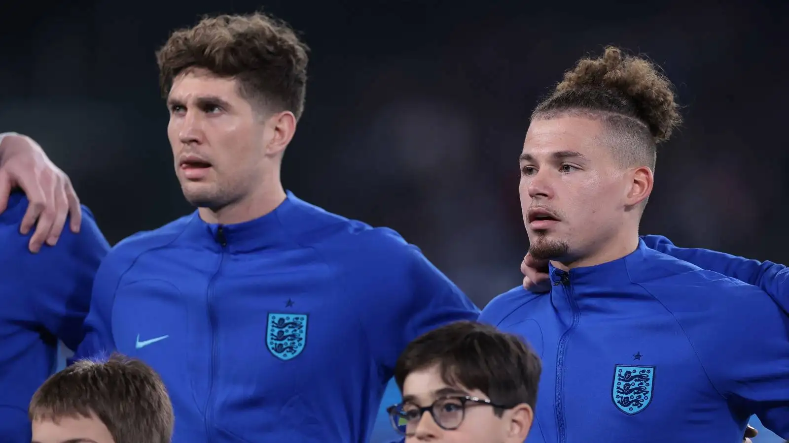 Manchester Municipal duo John Boulders and Kalvin Phillips queue up for England