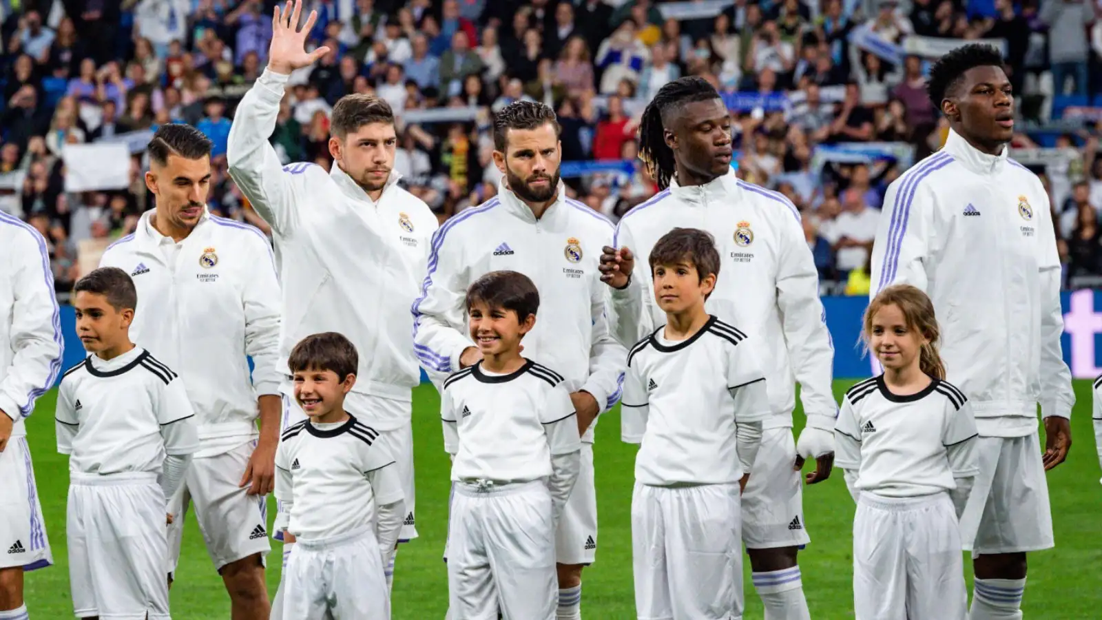 £111m-rated Liverpool target 'loved' by Klopp 'agrees' new contract with '€1bn release clause' 2 c?url=https%3A%2F%2Fd2x51gyc4ptf2q.cloudfront.net%2Fcontent%2Fuploads%2F2023%2F10%2F12172725%2FFederico Valverde Real Madrid Liverpool F365