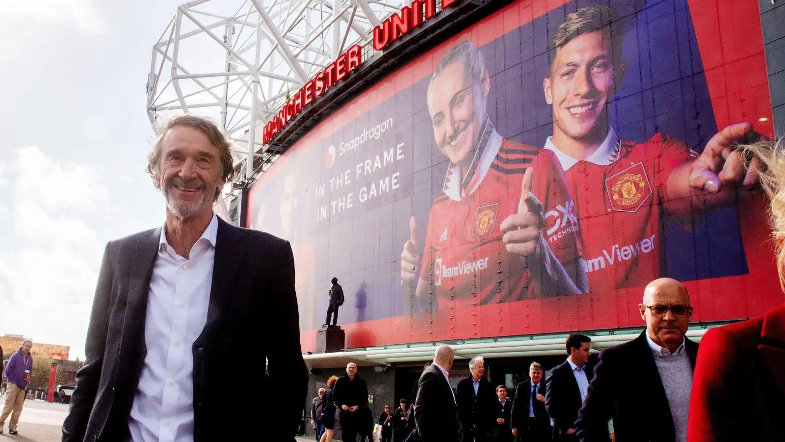 Ratcliffe 'convinces' Glazers to sell Man Utd in 'first stage of a full takeover' after Sheikh Jassim withdrawal 1 Individual Utd bidder Sir Jim Ratcliffe