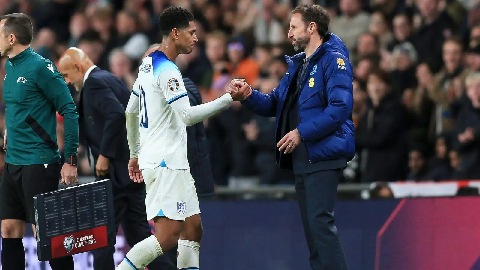 Southgate blasts England critics after topping 'toughest group' shows they can 'beat top teams' 2 c?url=https%3A%2F%2Fd2x51gyc4ptf2q.cloudfront.net%2Fcontent%2Fuploads%2F2023%2F10%2F17221251%2FGareth Southgate Jude Bellingham F365