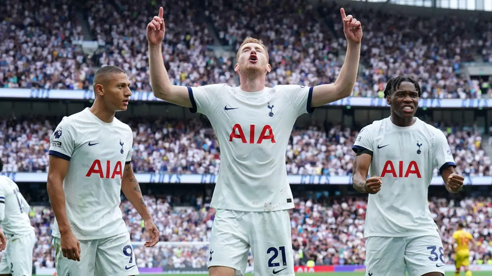 'It helps a lot' - Tottenham star admits Postecoglou's side have advantage in Premier League title race 3 c?url=https%3A%2F%2Fd2x51gyc4ptf2q.cloudfront.net%2Fcontent%2Fuploads%2F2023%2F10%2F24152809%2FTottenham star Dejan Kulusevski 1
