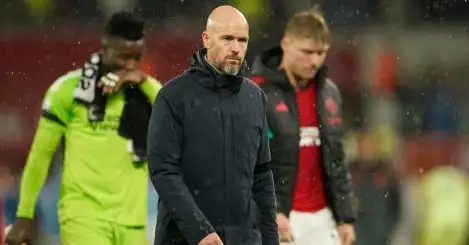 Man Utd stars think Ten Hag is having ‘negative impact’ on morale; players ‘moan’ about tight kits