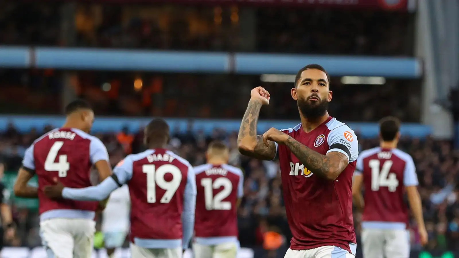 'Outstanding' Arsenal target at a 'great age' tipped for 'record' transfer from Premier League rivals 6 c?url=https%3A%2F%2Fd2x51gyc4ptf2q.cloudfront.net%2Fcontent%2Fuploads%2F2023%2F11%2F05155718%2FDouglas Luiz Alan Hutton F365