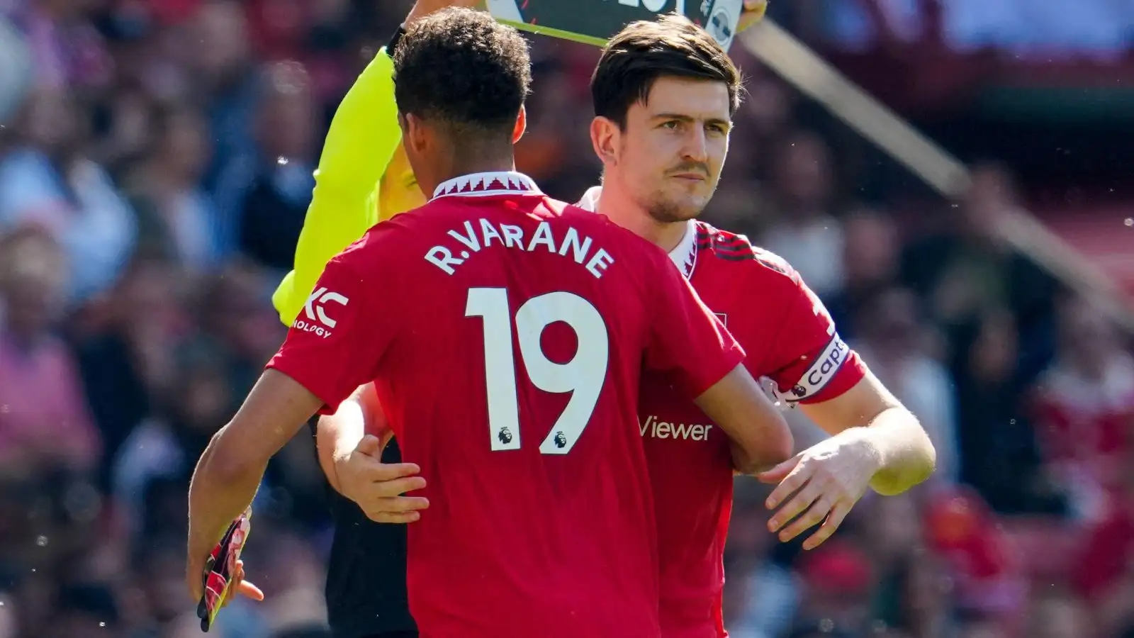 'Put up with a lot of sh*t' - Man Utd man Ten Hag 'didn't want' is showing 'great character' in resurgence 6 c?url=https%3A%2F%2Fd2x51gyc4ptf2q.cloudfront.net%2Fcontent%2Fuploads%2F2023%2F11%2F14082213%2FMan United duo Varane and Maguire