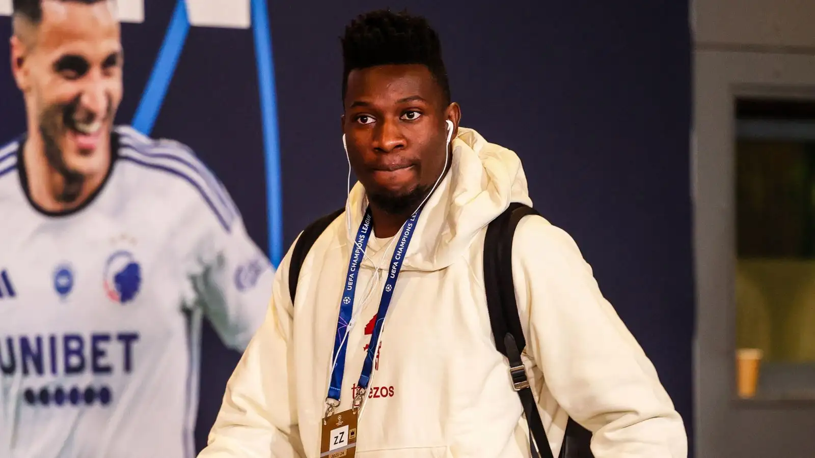 Ten Hag 'learns injury diagnosis' as £47m Man Utd star returns prematurely and is a doubt for Everton 2 c?url=https%3A%2F%2Fd2x51gyc4ptf2q.cloudfront.net%2Fcontent%2Fuploads%2F2023%2F11%2F20092309%2FMan United star Andre Onana 1