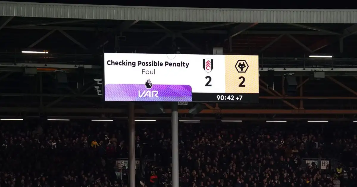 Why Wolves boss Gary O'Neil has 'turned against VAR', with Fulham defeat  final straw - The Athletic