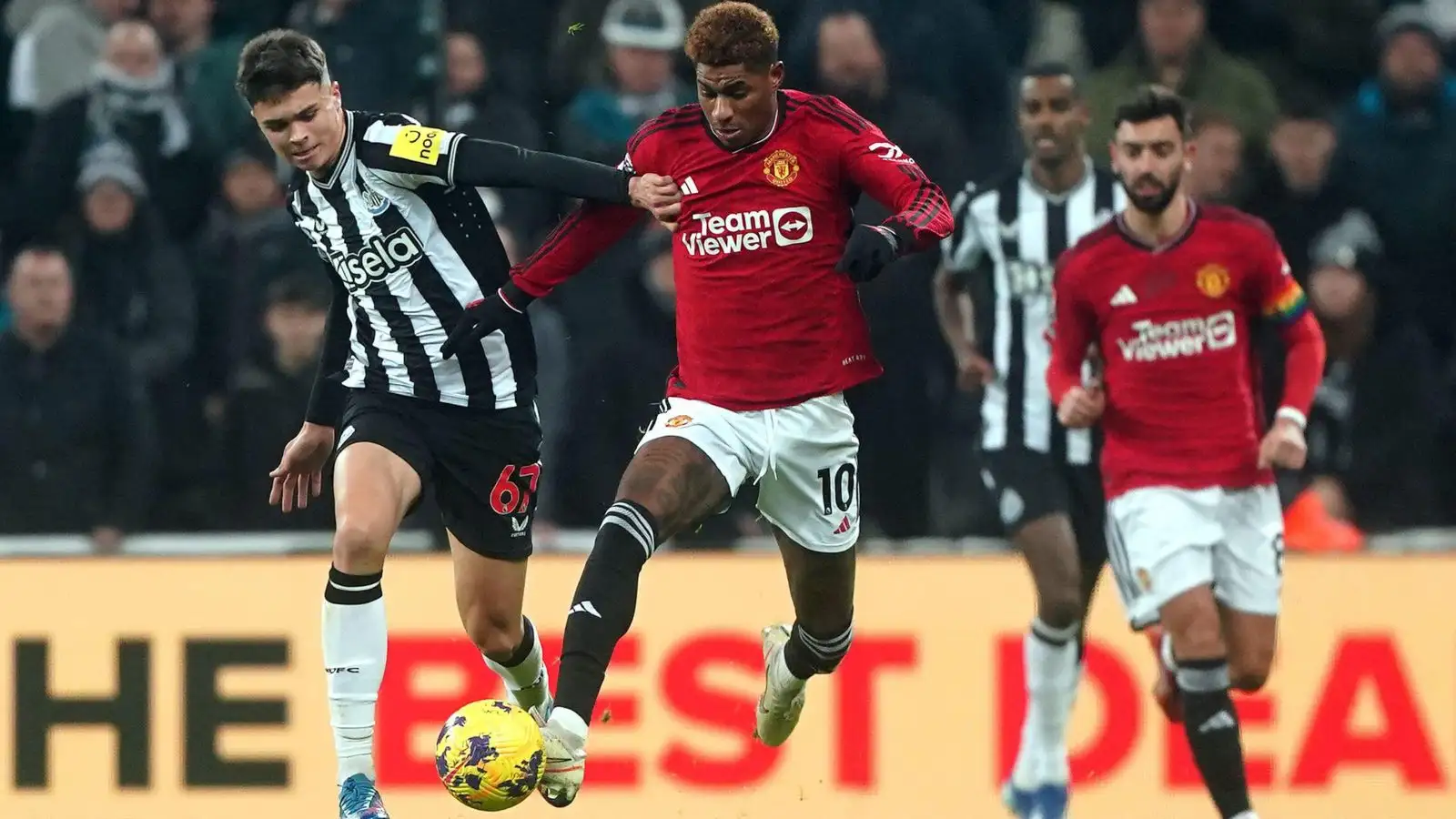'Not good for the team' - Scholes blasts Man Utd man who is causing Ten Hag 'more harm than good' 1 Manchester Unified onward Marcus Rashford competes for the spheric with Lewis Miley.
