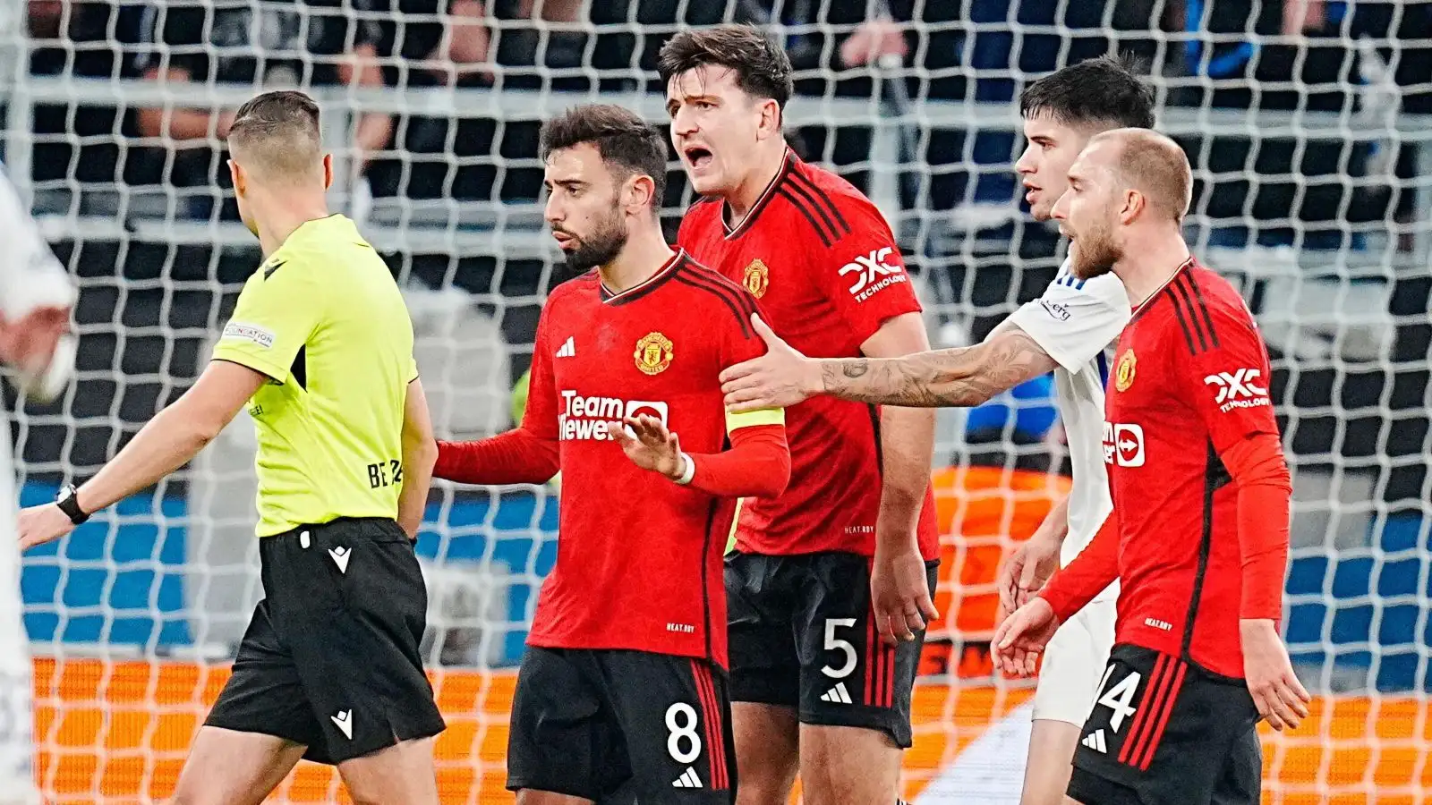 'Sneaky' Man Utd star 'hid' in Newcastle loss; Red Devils players 'angry' at duo for 'leaking stories' 3 c?url=https%3A%2F%2Fd2x51gyc4ptf2q.cloudfront.net%2Fcontent%2Fuploads%2F2023%2F12%2F05130222%2FMan United players complain