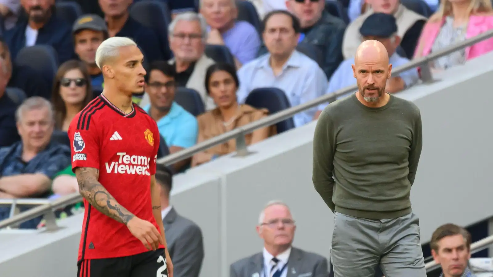 Antony responds to Man Utd dressing room rumours and questions over team unity under Ten Hag 4 c?url=https%3A%2F%2Fd2x51gyc4ptf2q.cloudfront.net%2Fcontent%2Fuploads%2F2023%2F12%2F06111941%2FAntony Erik ten Hag Man Utd F365