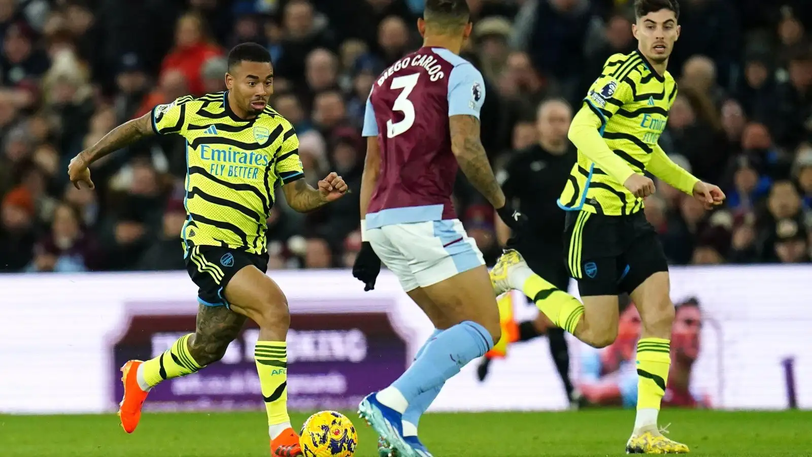 Arteta 'needs' to replace 26yo who 'disappeared' vs Villa and made Arsenal look 'a man down' - Nicol 6 c?url=https%3A%2F%2Fd2x51gyc4ptf2q.cloudfront.net%2Fcontent%2Fuploads%2F2023%2F12%2F10123446%2FGabriel Jesus Arsenal Steve Nicol F365