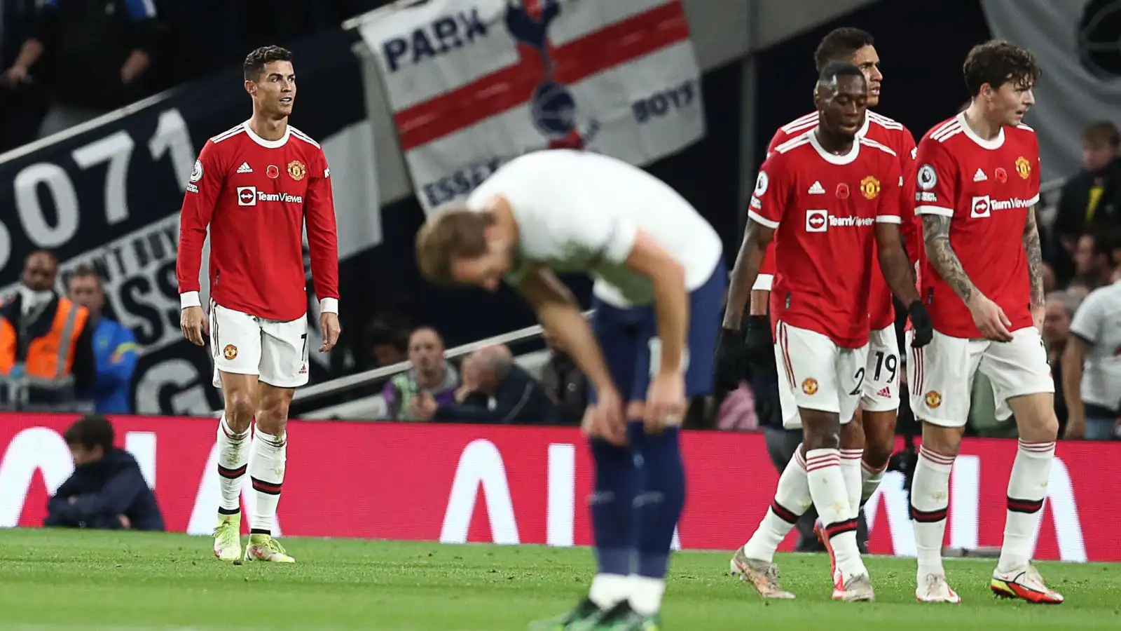 'Cristiano Ronaldo money' blocked Man Utd from signing Harry Kane; ex-Spurs man 'wanted' transfer 2 c?url=https%3A%2F%2Fd2x51gyc4ptf2q.cloudfront.net%2Fcontent%2Fuploads%2F2023%2F12%2F11115039%2FCristiano Ronaldo Harry Kane Man Utd Tottenham F365