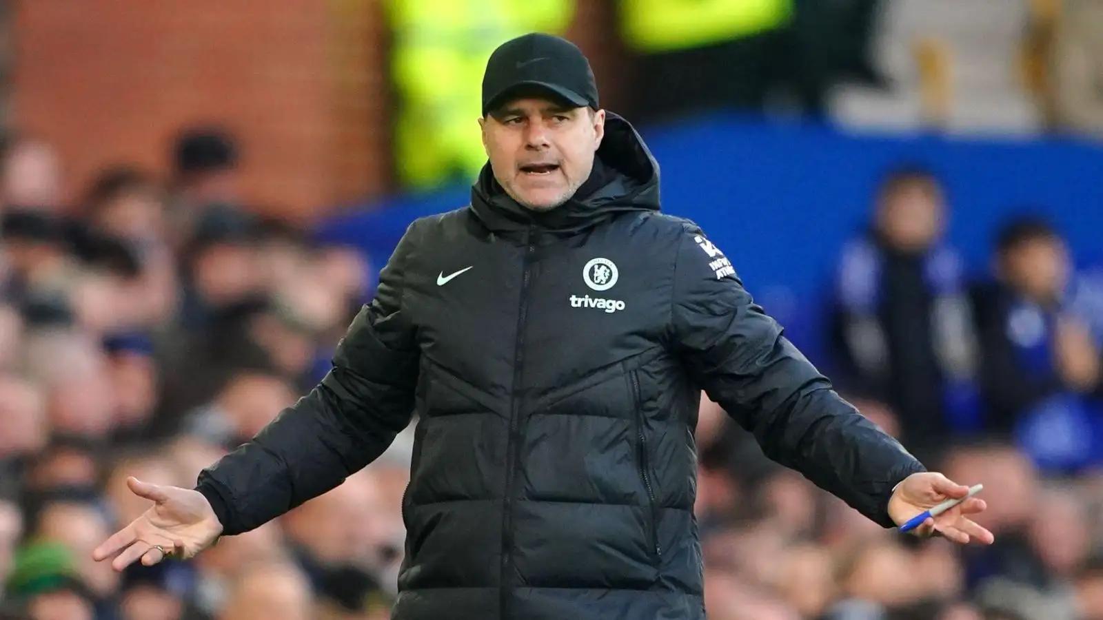 Pochettino 'disrespect' of key Chelsea star a 'growing topic in dressing room' for 'perplexed' teammates 5 c?url=https%3A%2F%2Fd2x51gyc4ptf2q.cloudfront.net%2Fcontent%2Fuploads%2F2023%2F12%2F12090412%2FChelsea manager Pochettino