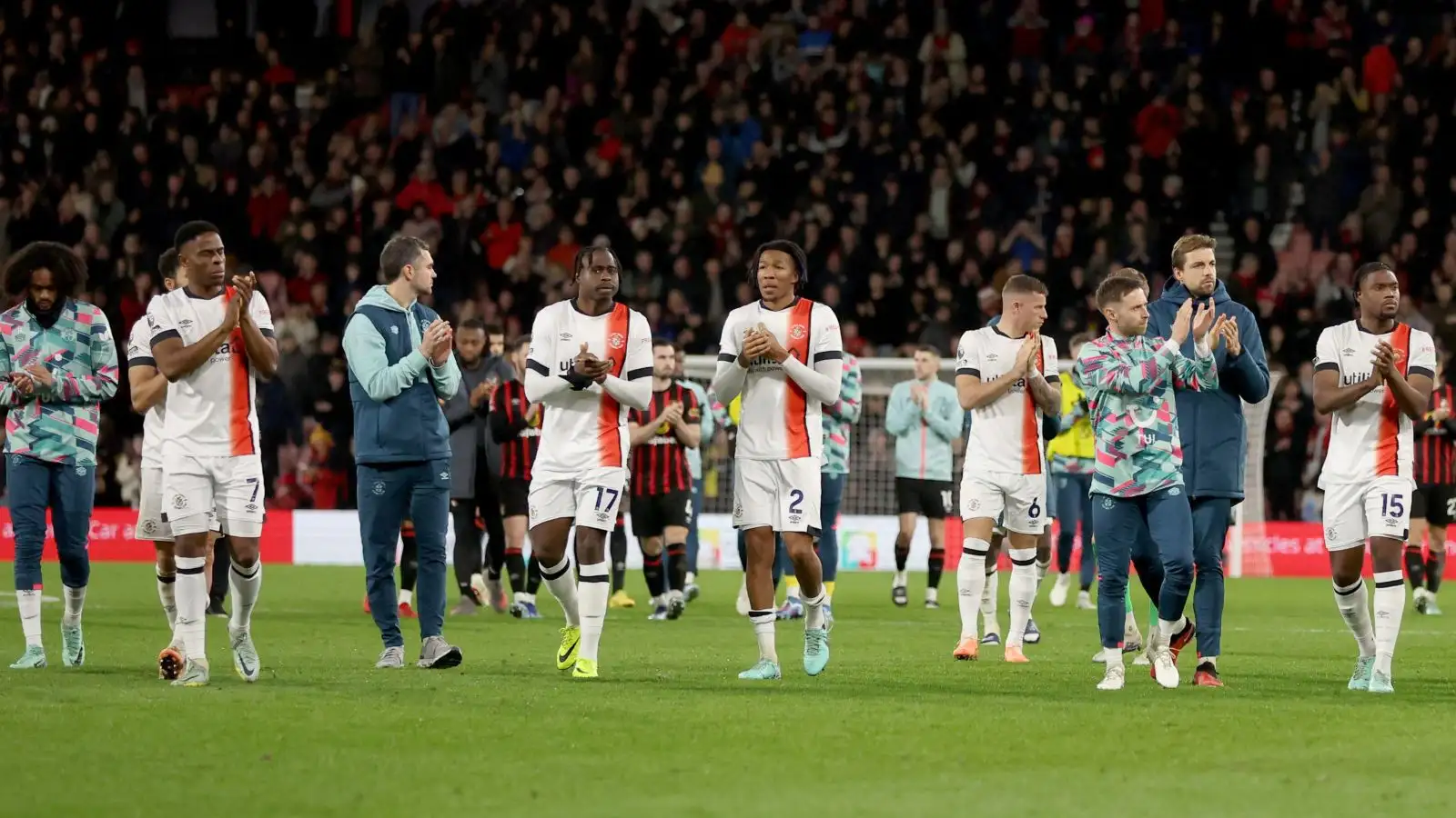 c?url=https%3A%2F%2Fd2x51gyc4ptf2q.cloudfront.net%2Fcontent%2Fuploads%2F2023%2F12%2F16173740%2FLuton Bournemouth players applaud crowd