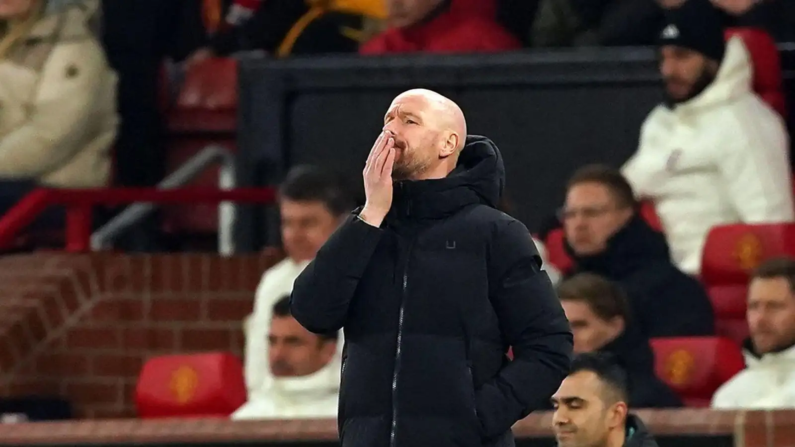 'Keep your mouth shut ' - Sherwood blasts Ten Hag over treatment of four Man Utd stars 5 c?url=https%3A%2F%2Fd2x51gyc4ptf2q.cloudfront.net%2Fcontent%2Fuploads%2F2023%2F12%2F17100646%2FErik ten Hag Man Utd F365 2023 12 17T100632.029
