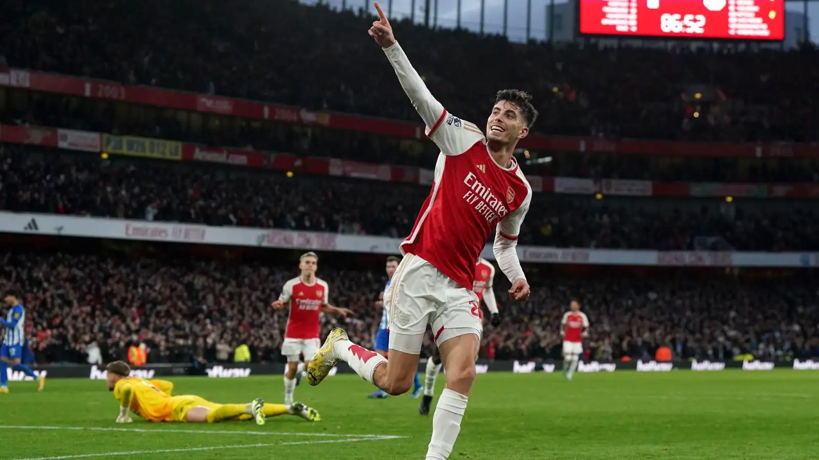 Arsenal midfielder Kai Havertz celebrates scoring a passion.