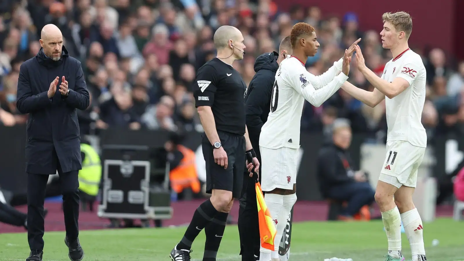 'Prime Pirlo' couldn't help Man Utd or 'atrocious' Rashford score as Ten Hag threatens to 'ruin' starlet 6 c?url=https%3A%2F%2Fd2x51gyc4ptf2q.cloudfront.net%2Fcontent%2Fuploads%2F2023%2F12%2F26073818%2FMarcus Rashford Rasmus Hojlund Man Utd F365