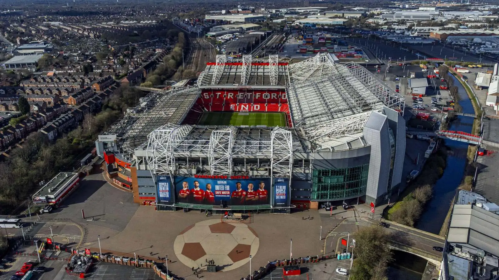 Old Trafford, whereby Guy Utd tinker