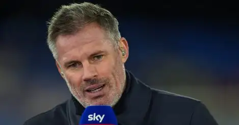 Carragher names Arsenal star ‘who is really struggling’; claims none of Gunners’ forward line are ‘world class’