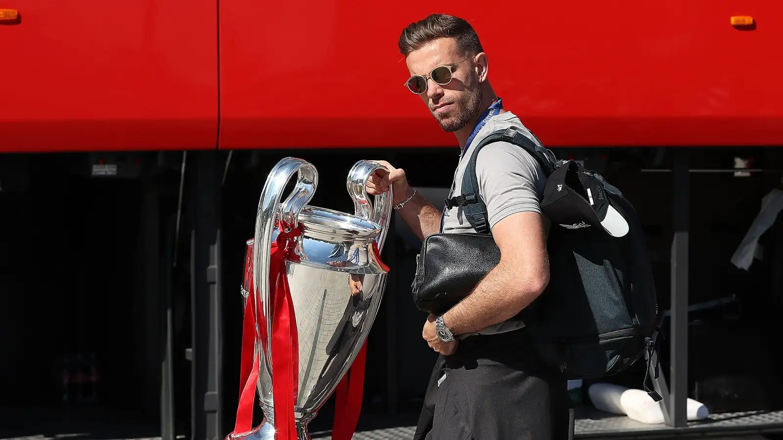 Al-Ettifaq, Gerrard eye double Liverpool raid as Henderson takes '75% wage cut' to join new club 6 c?url=https%3A%2F%2Fd2x51gyc4ptf2q.cloudfront.net%2Fcontent%2Fuploads%2F2024%2F01%2F17123605%2FJordan Henderson Liverpool F365 22