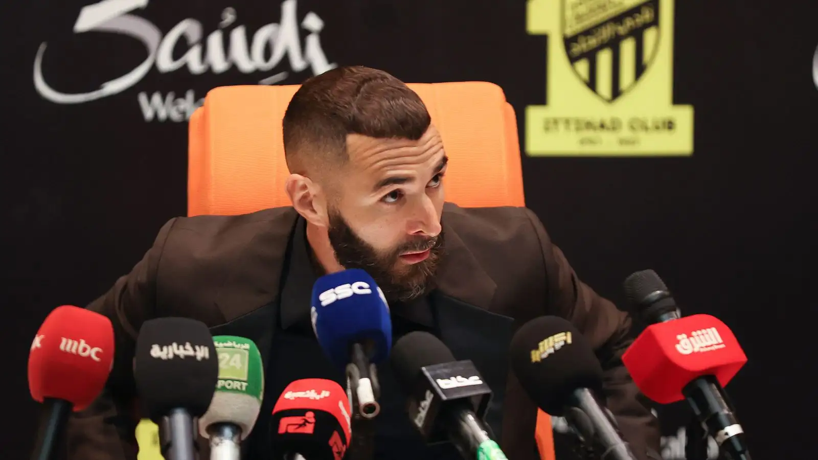 Chelsea: Ornstein reveals final Benzema transfer decision with Boehly keen to 'avoid' certain deals 6 c?url=https%3A%2F%2Fd2x51gyc4ptf2q.cloudfront.net%2Fcontent%2Fuploads%2F2024%2F01%2F29122343%2FKarim Benzema Chelsea F365