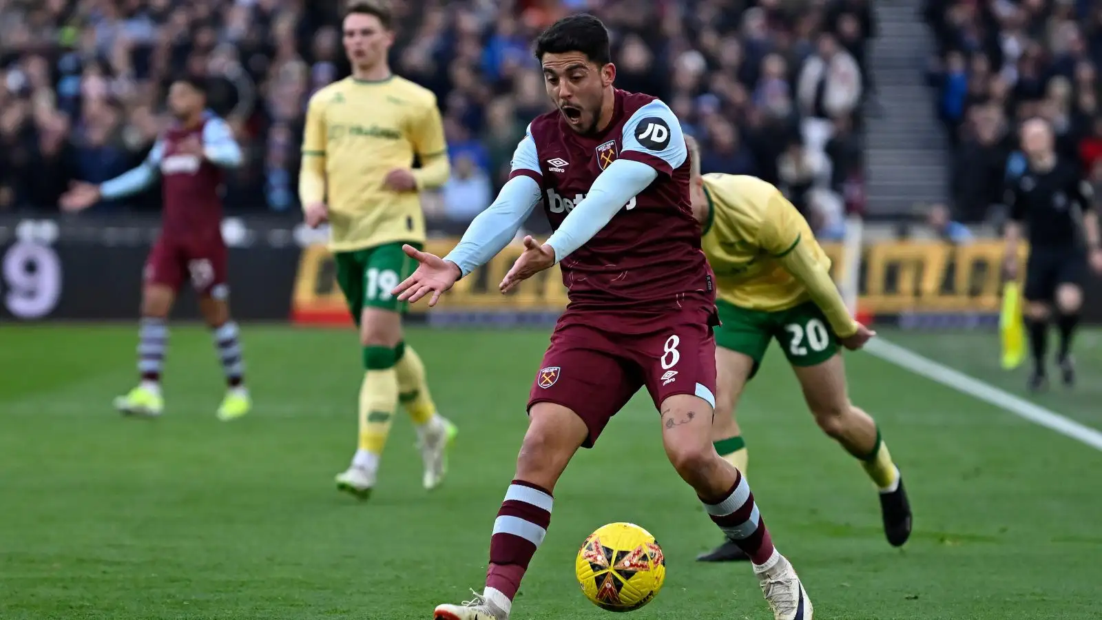 West Ham accept £6.8m bid for £24m signing as Fulham see late loan bid 'rejected' by Hammers 4 c?url=https%3A%2F%2Fd2x51gyc4ptf2q.cloudfront.net%2Fcontent%2Fuploads%2F2024%2F02%2F01171714%2FPablo Fornals West Ham F365