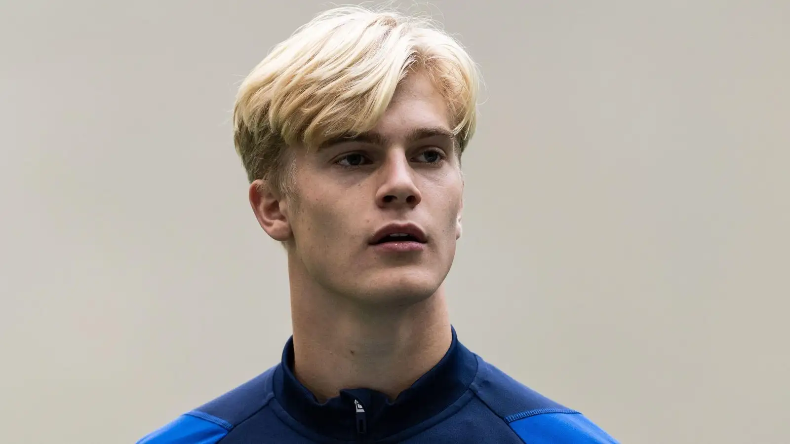 Tottenham 'persuade' Swedish teenager to 'choose' them over Barcelona as Ornstein confirms hijack 5 c?url=https%3A%2F%2Fd2x51gyc4ptf2q.cloudfront.net%2Fcontent%2Fuploads%2F2024%2F02%2F01220437%2FLucas Bergvall Tottenham F365