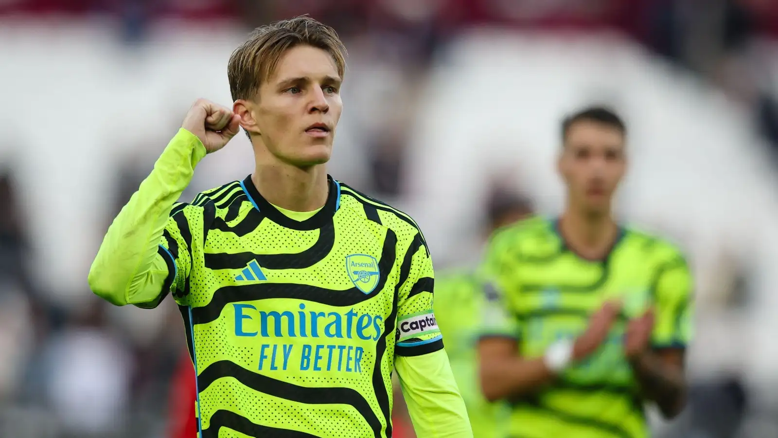 'Bottlers' Arsenal are 'bathing in a waterfall of your tears' after 6-0 win at West Ham - Football365 1 Arsenal midfielder Martin Odegaard exalts