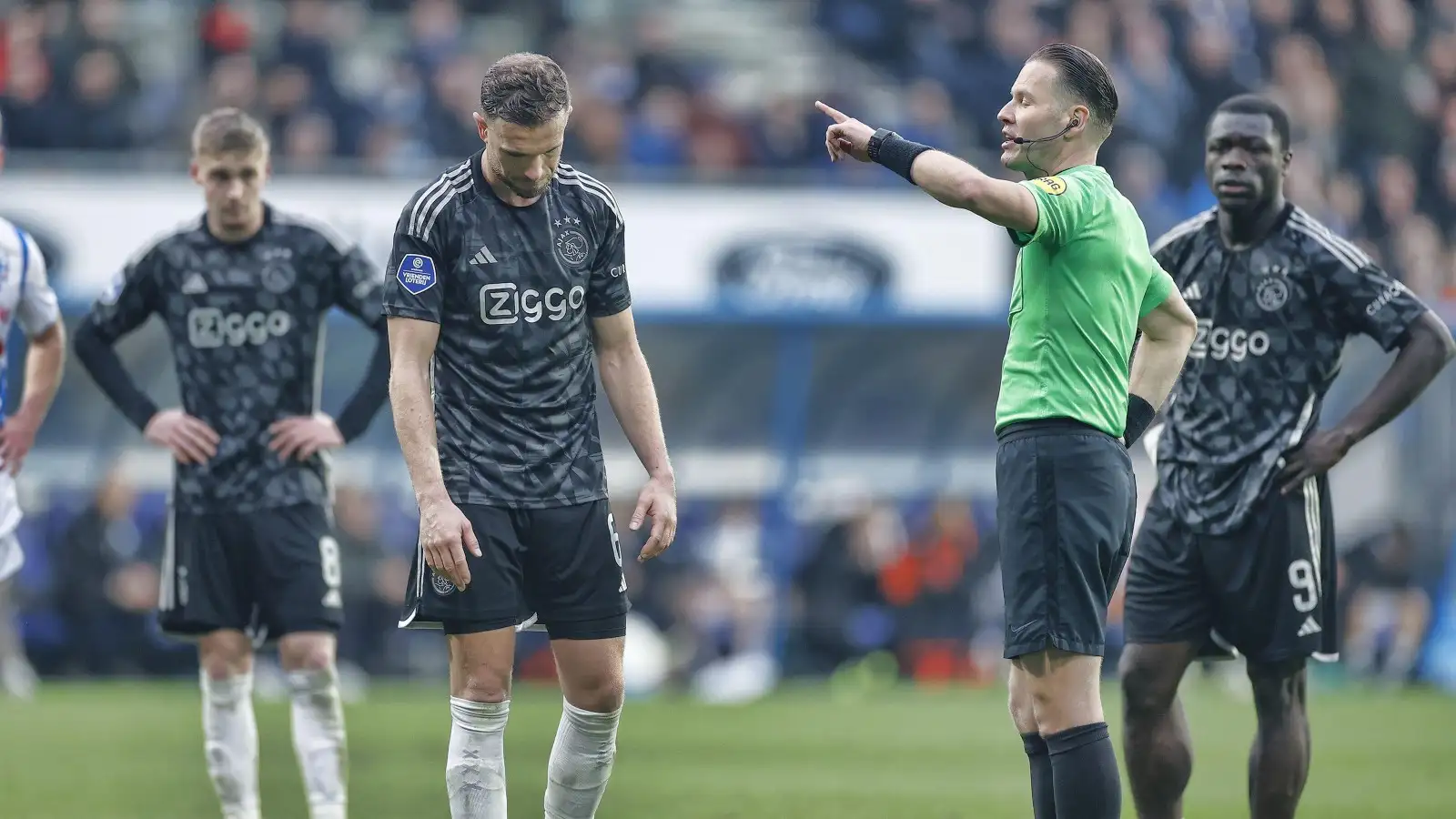 Jordan Henderson in 'embarrassing' and 'disappointing' thing that hasn't happened 1 Jordan Henderson aesthetics as vital humiliated