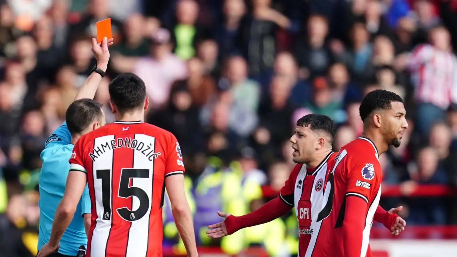 'It's an assault' - Holgate blasted for 'one of the worst tackles in years' that could've ended career 6 c?url=https%3A%2F%2Fd2x51gyc4ptf2q.cloudfront.net%2Fcontent%2Fuploads%2F2024%2F02%2F18164031%2Fmason holgate sheffield united february 2024 1