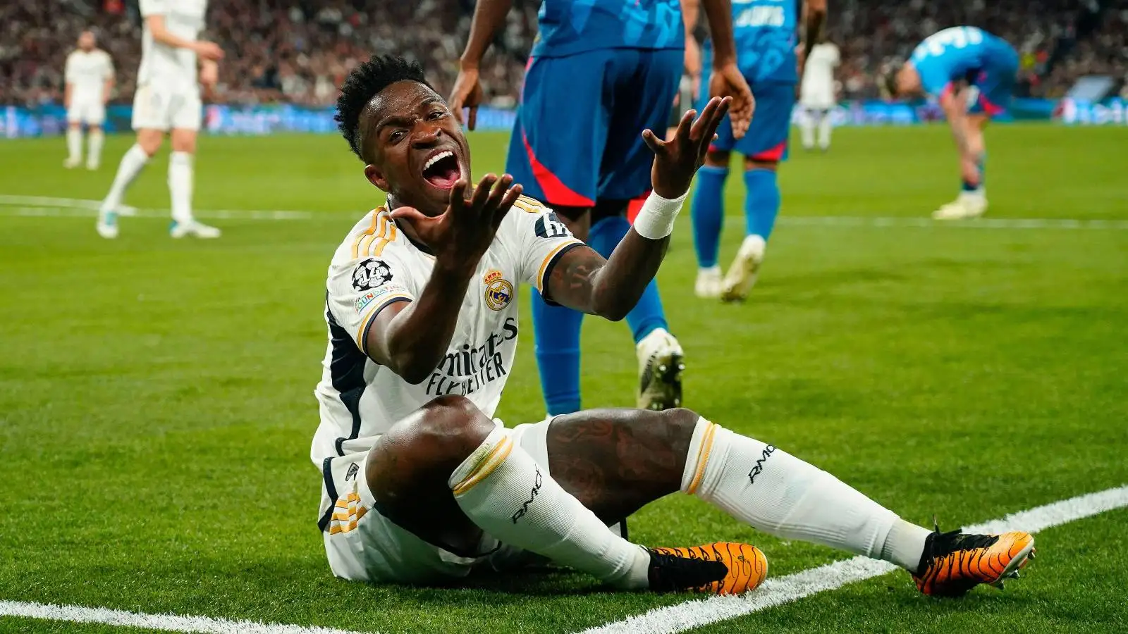 Vinicius Junior told he's 'irritating' own Real Madrid team-mates as it's like 'talking to a child' 1 Real Madrid ahead Vinicius Junior
