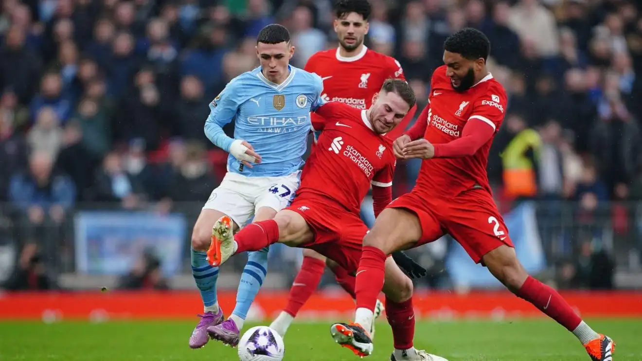 Rooney claims Man City star Foden will take 'ten years' to reach levels of 'similar' Liverpool player 1 Guy Metropolitan place celeb Phil Foden