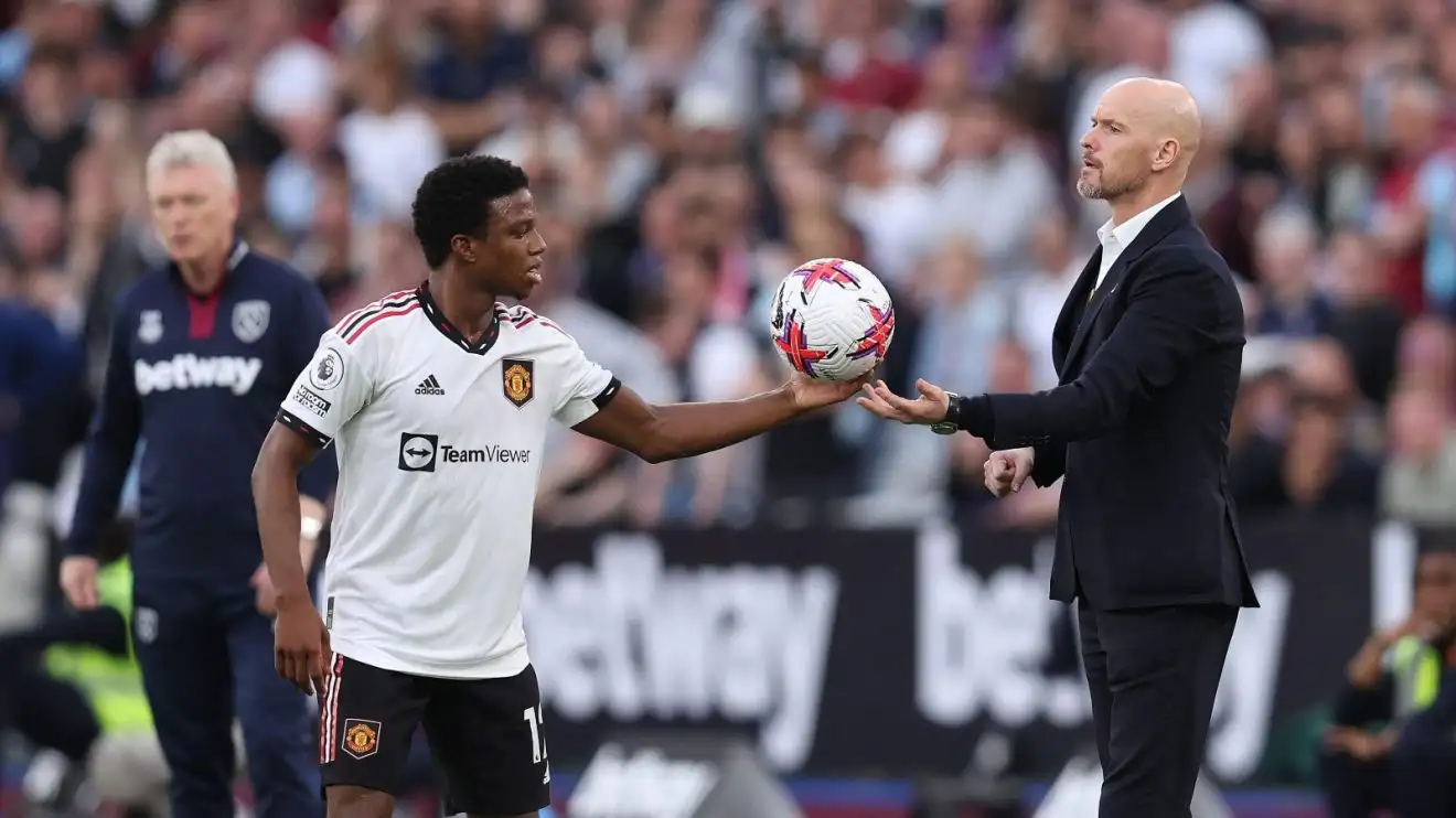 Man Utd: Report addresses 'bizarre, fanciful and inaccurate conspiracy theories' over Ten Hag's missing man 1 Male Utd duo Tyrell Malacia and also Erik 10 Hag