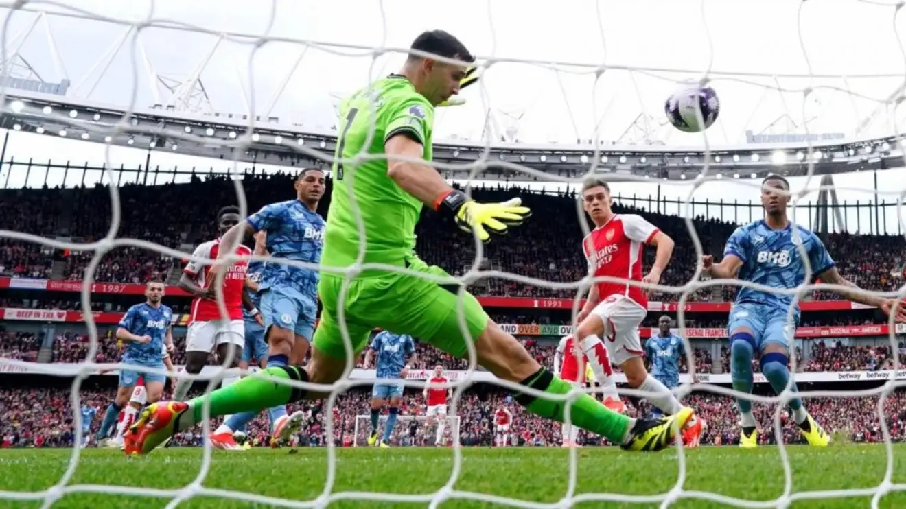 "A brilliant save": Aston Villa goalkeeper's save against Arsenal prompts high praise from Shay Given 