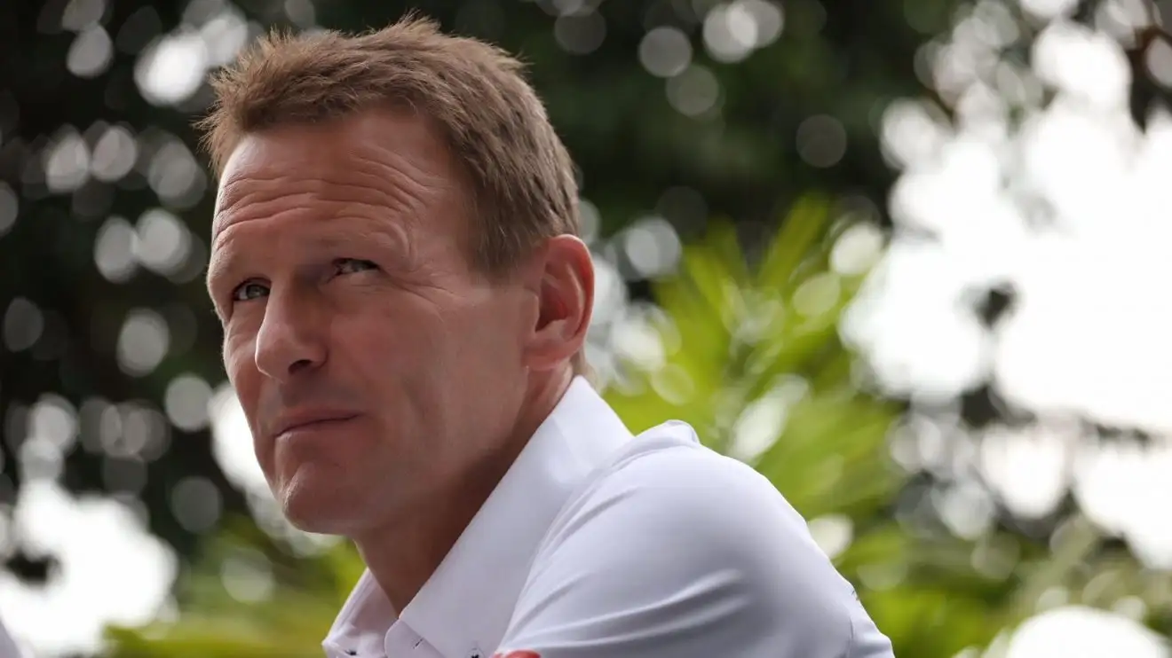 Man Utd slammed for showing 'damning lack of ambition' by not signing Arsenal star or Kane 1 Male Utd tale Teddy Sheringham