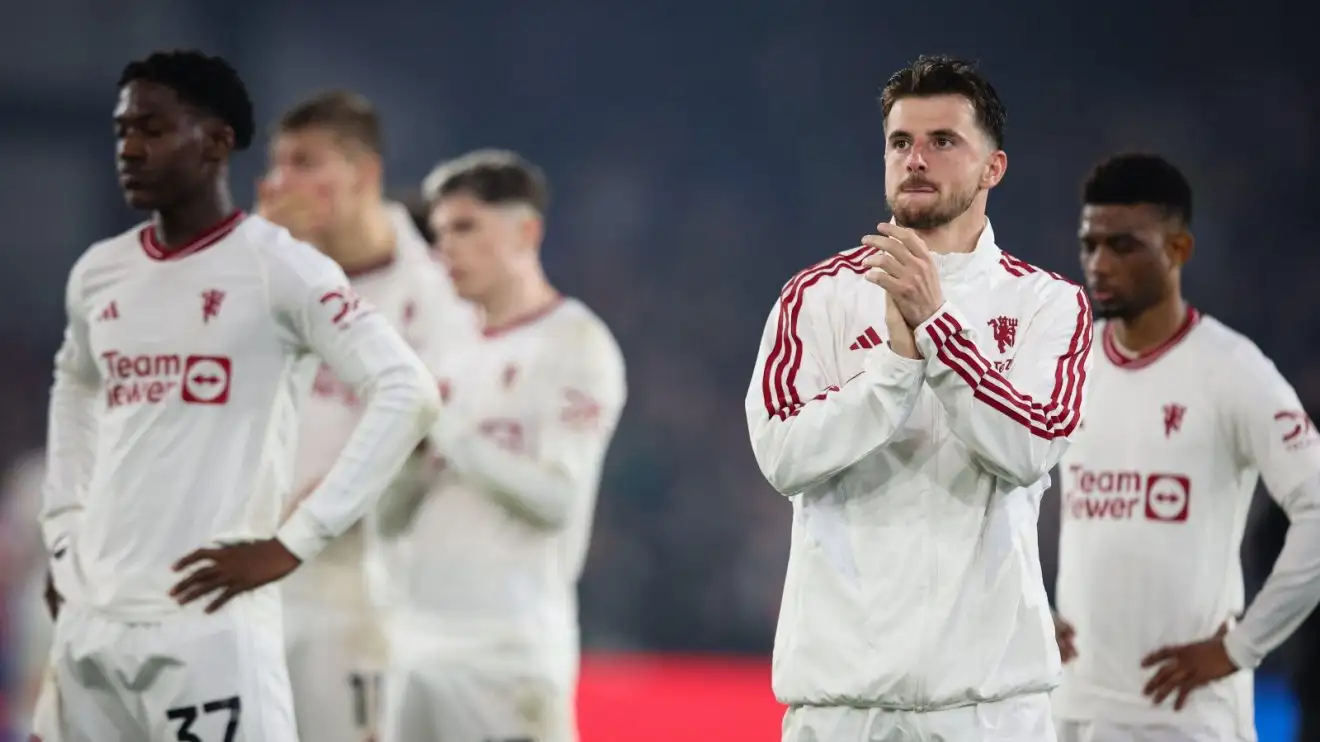 Man Utd star told he made 'big mistake' with 'terrible move' from Premier League rivals 1 Individual Utd midfielder Mason Place