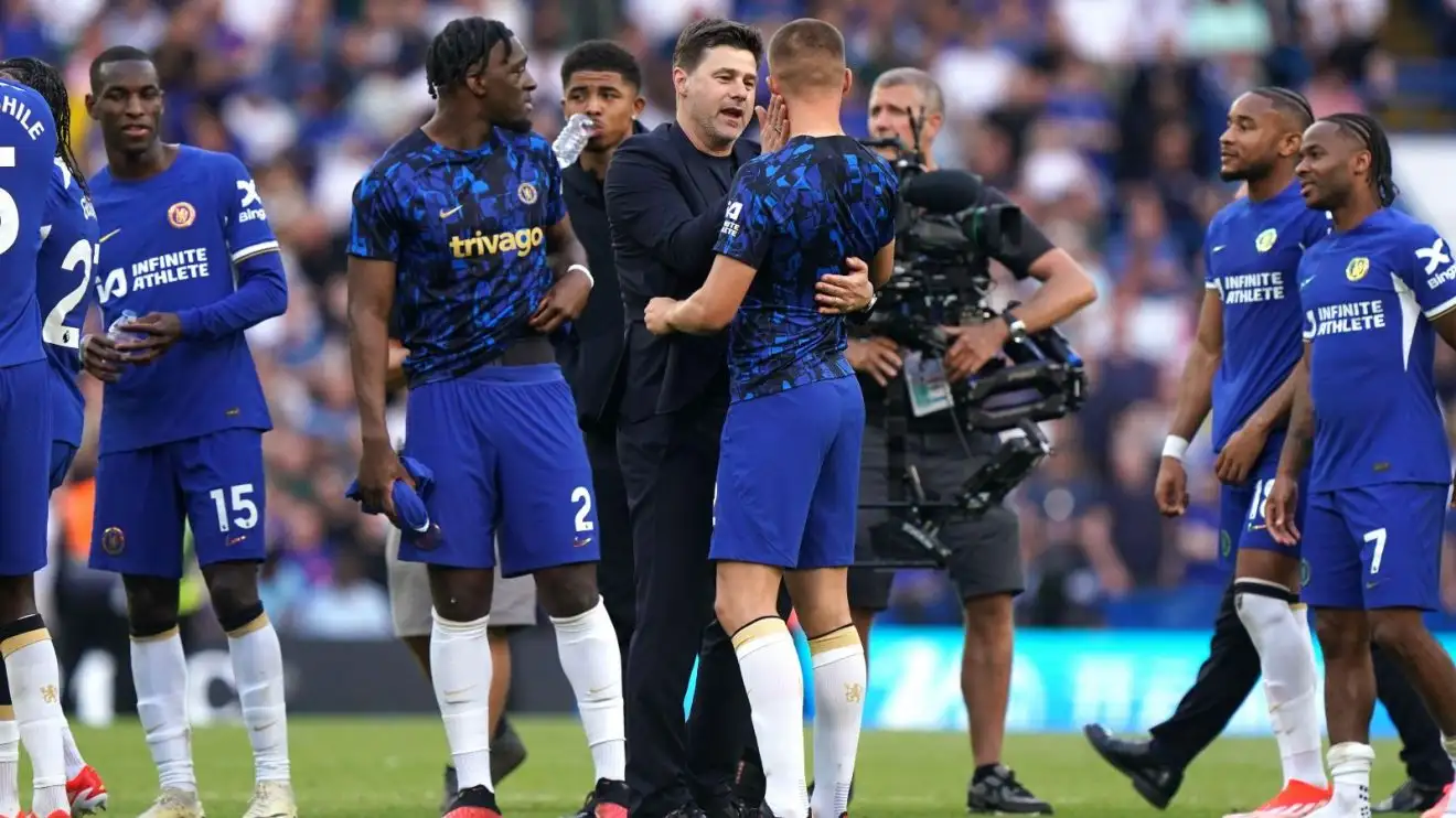 Pochettino sack? Chelsea entering 'crucial days' as Romano confirms talks over future to commence 1 Chelsea boss Mauricio Pochettino by means of his players after a match