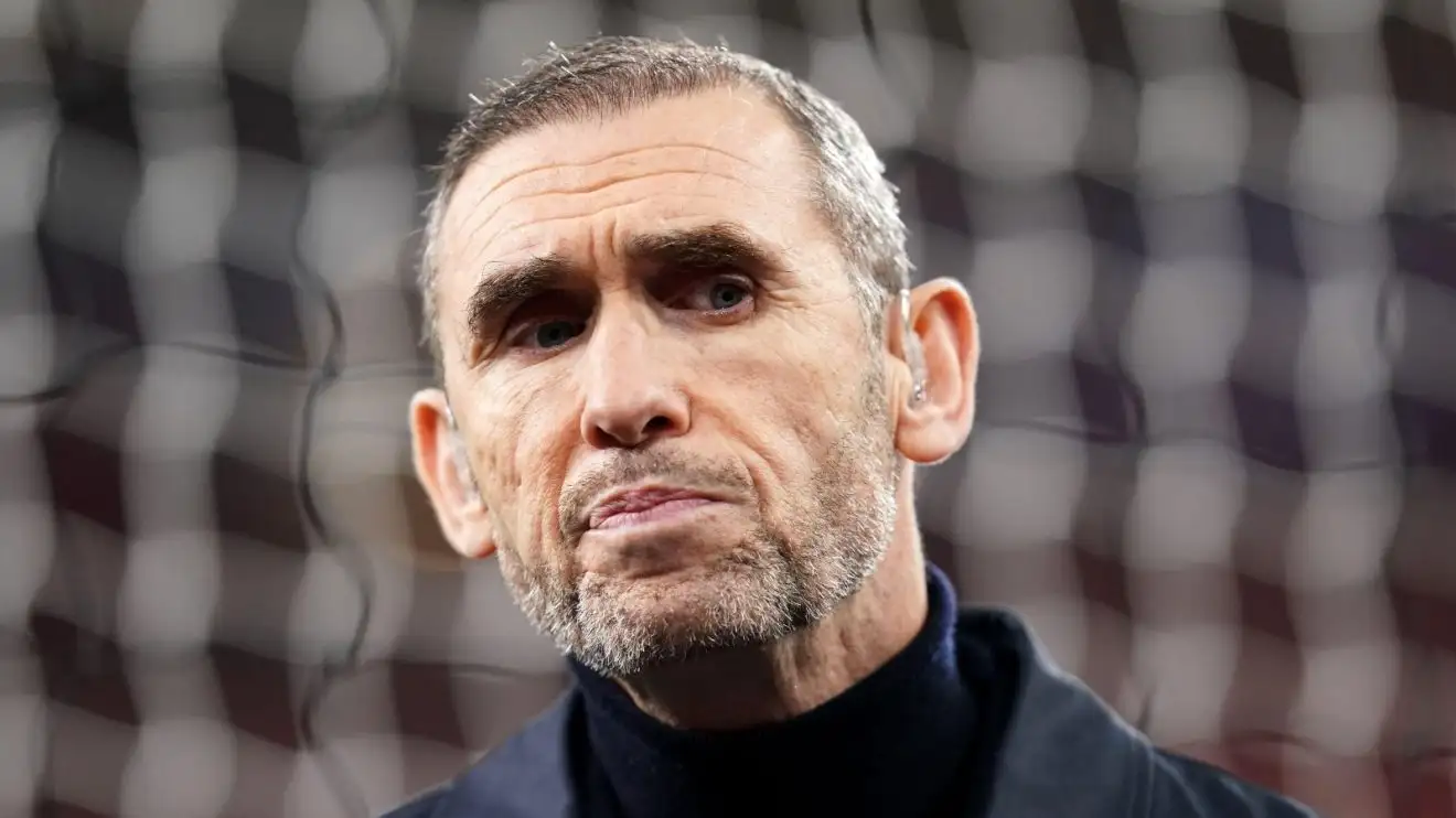 Aston Villa: Keown makes bizarre request of Konsa to help teammate 'not lose the ball 29 times' 1 Palette legend Martin Keown