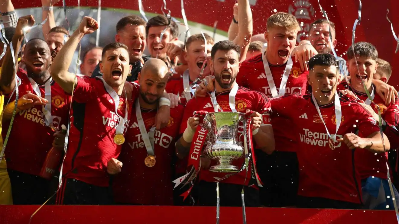 Man Utd: Romano reveals three things that will decide Fernandes' future after Bayern, Barcelona talks 1 Male Utd captain Bruno Fernandes