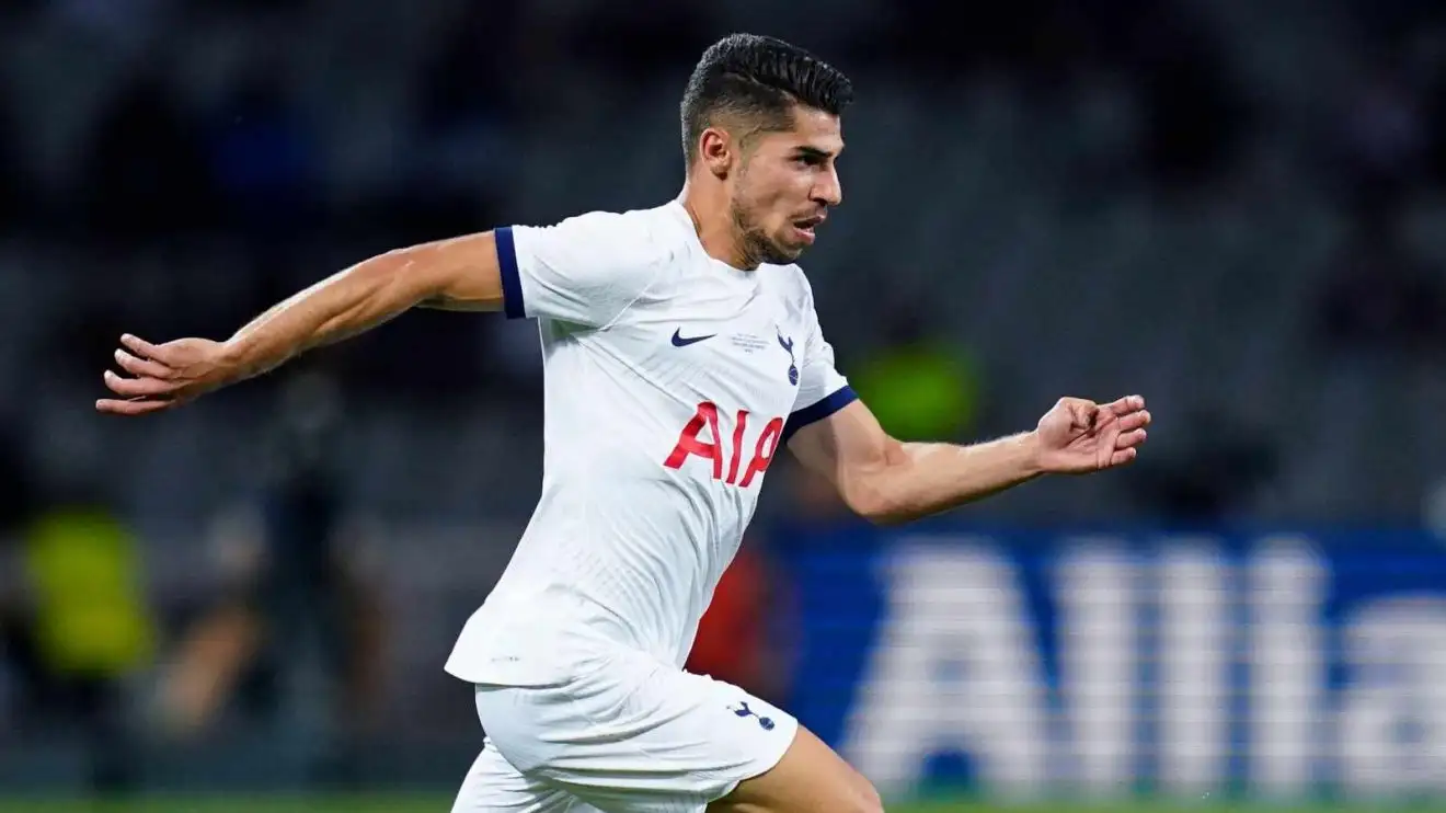 Tottenham transfer: Spurs 'robbers' sent 'legal' action warning after 'taking advantage of the war' 1 Tottenham send